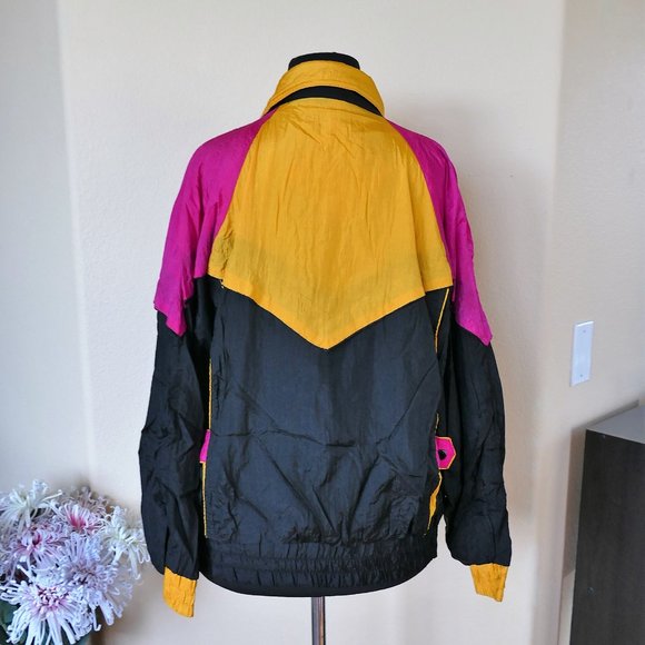 New Concepts Raincoat- Size M - Picture 4 of 7